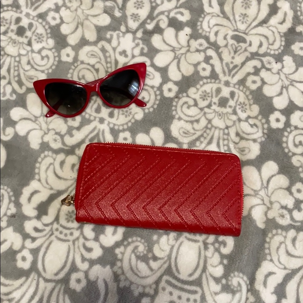 Red wallet